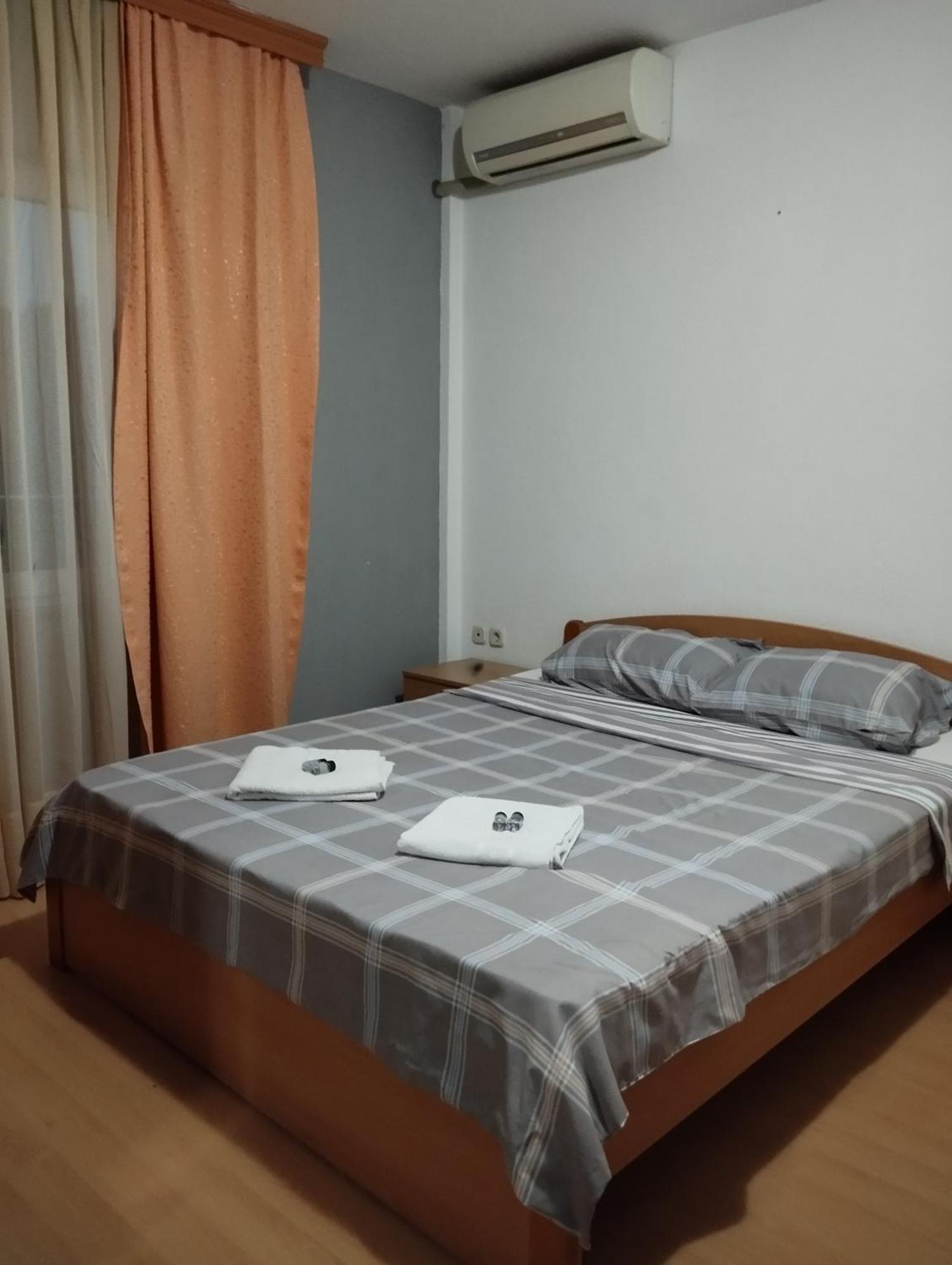 Hotel Ariston Struga Bagian luar foto