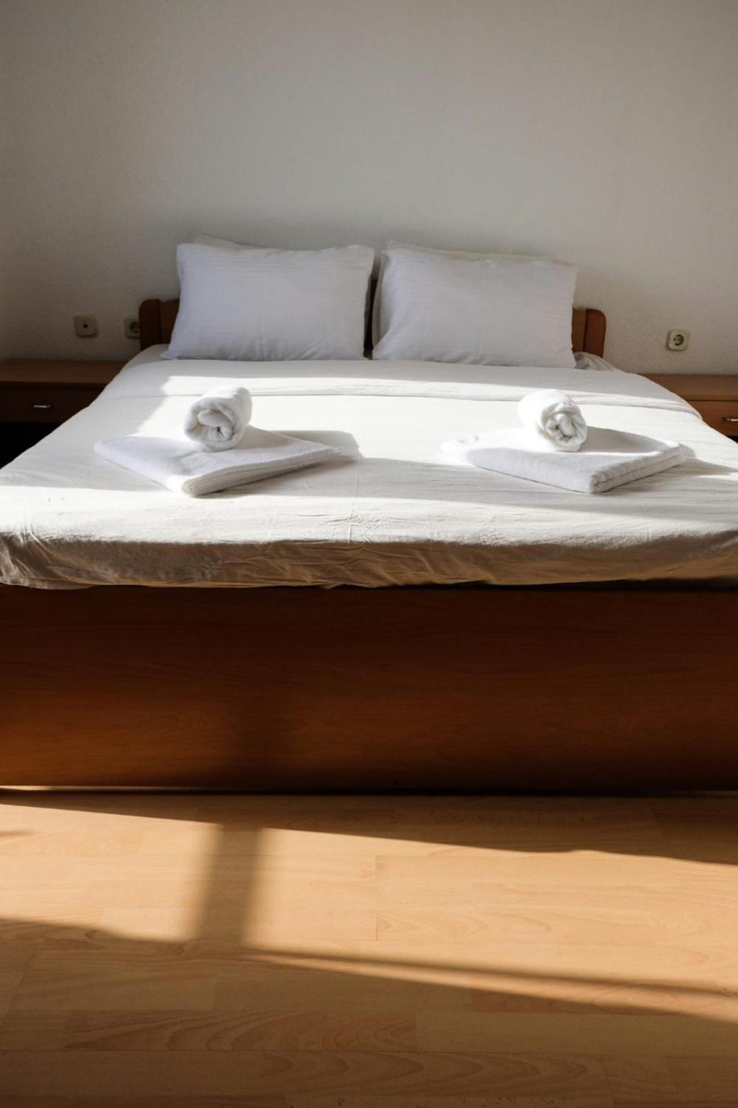 Hotel Ariston Struga Bagian luar foto
