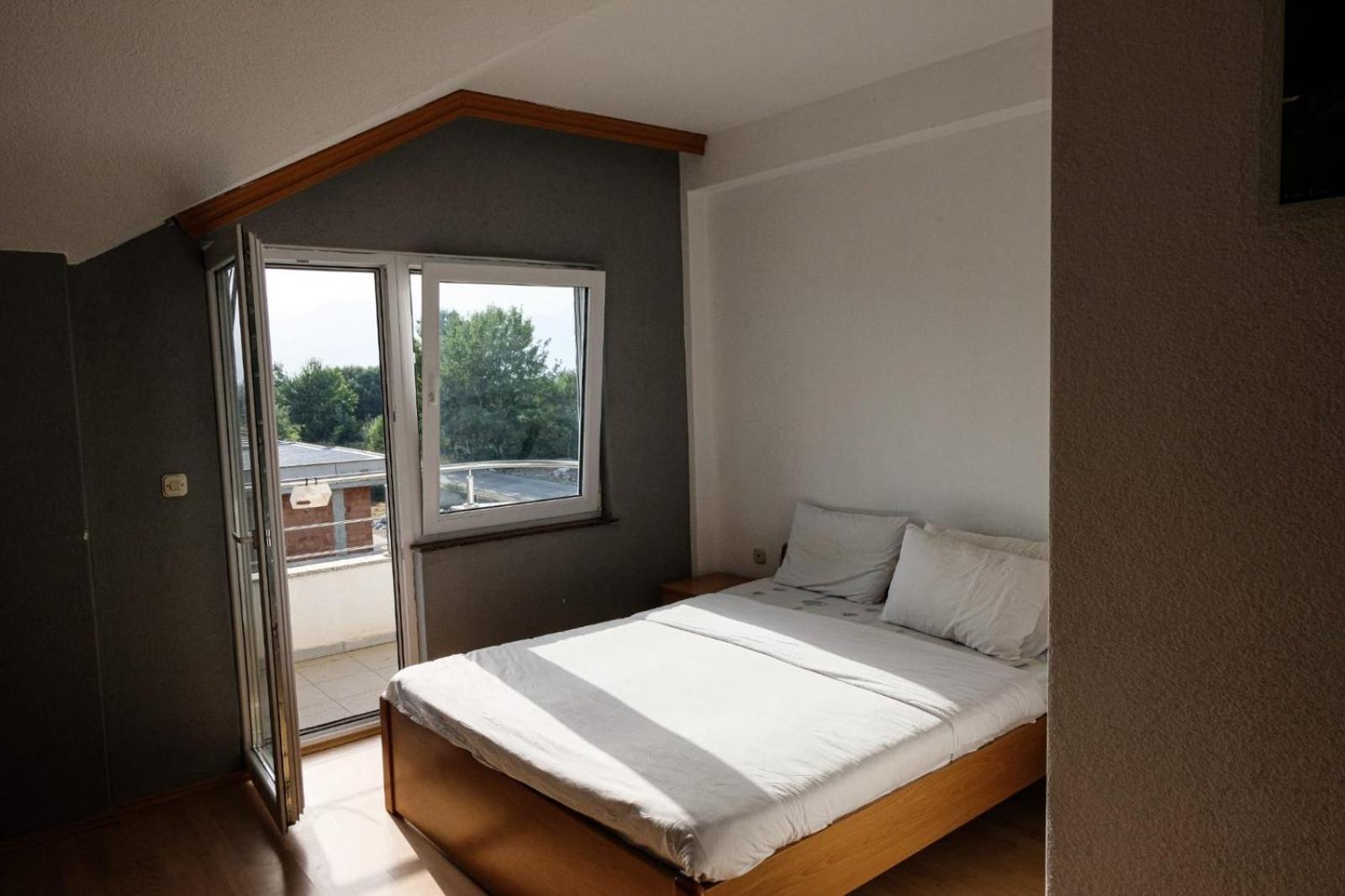 Hotel Ariston Struga Bagian luar foto