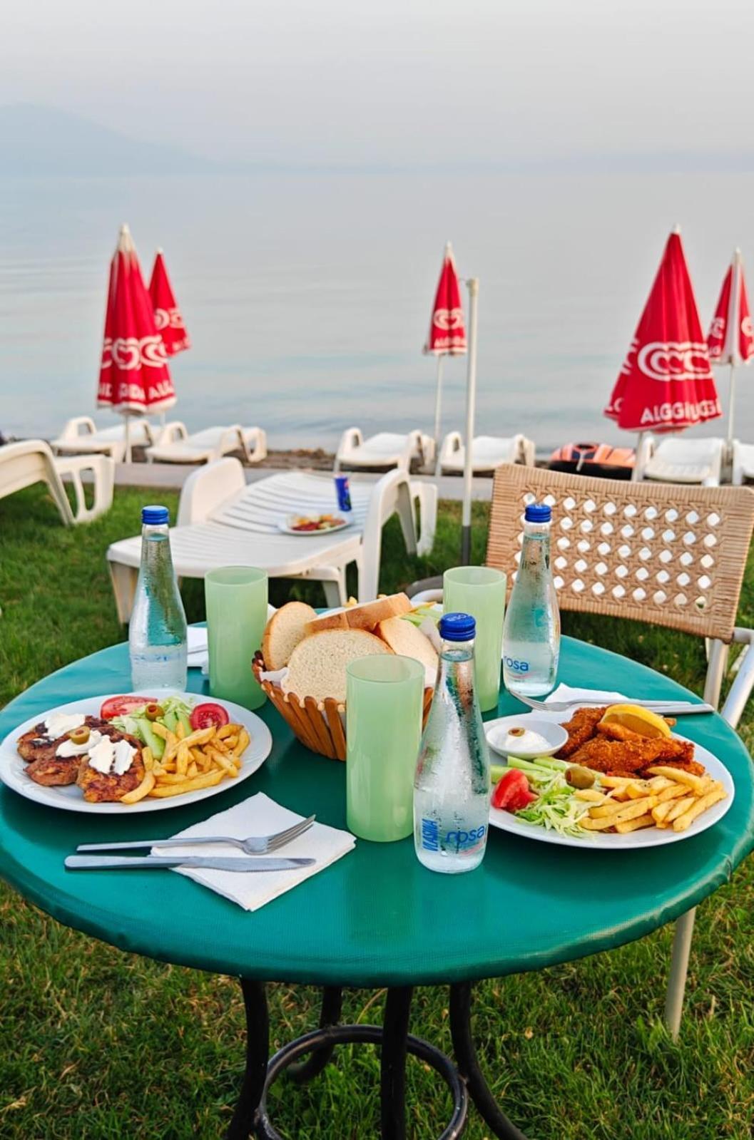 Hotel Ariston Struga Bagian luar foto